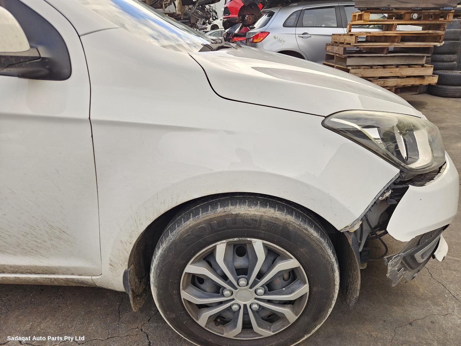 Hyundai I20 Bonnet Hinge/strut