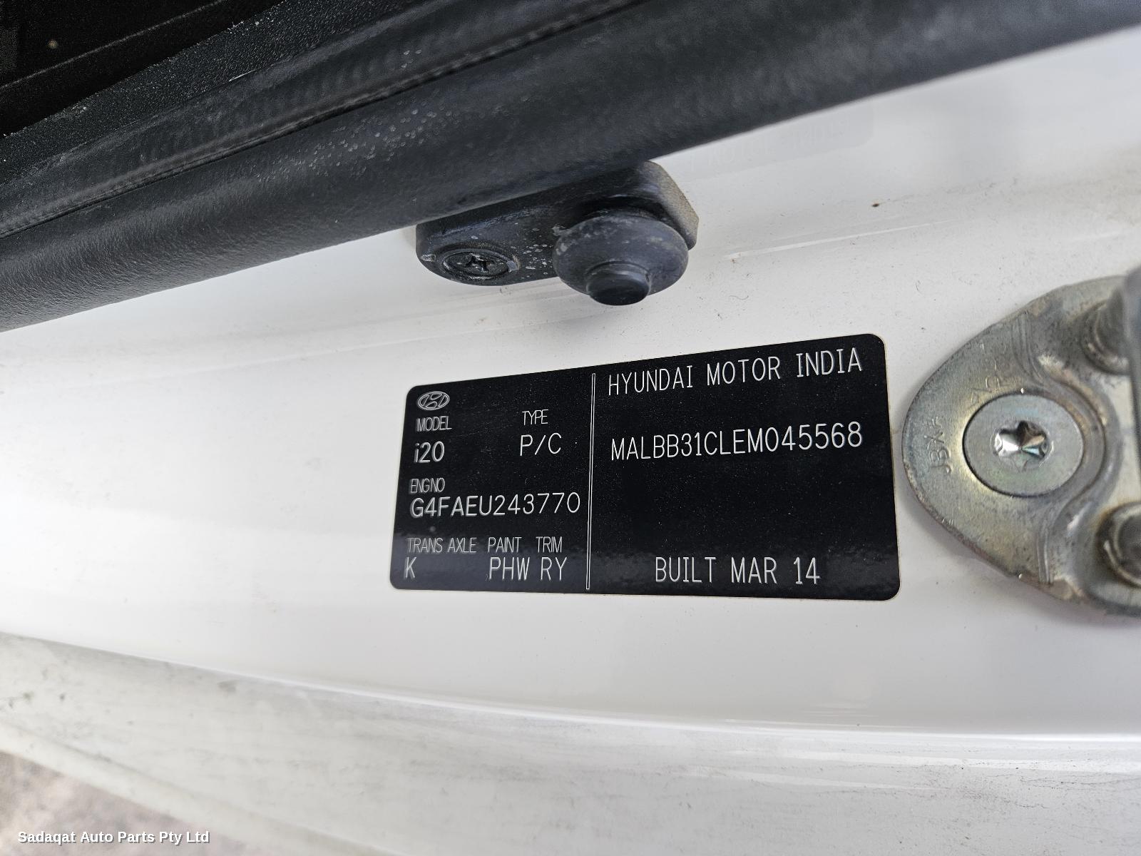 Hyundai I20 Bonnet Hinge/strut