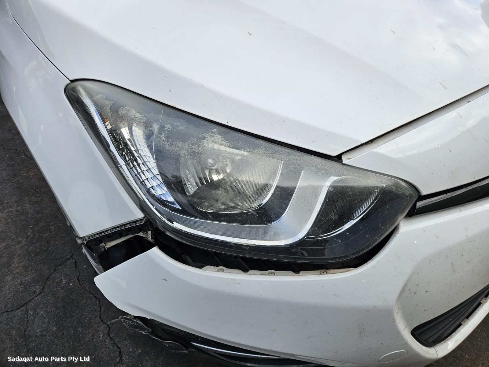 Hyundai I20 Bonnet Hinge/strut