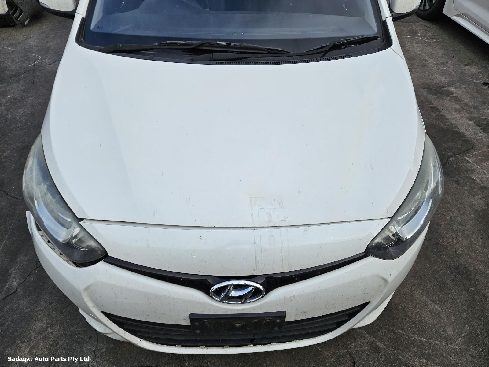 Hyundai I20 Bonnet Hinge/strut