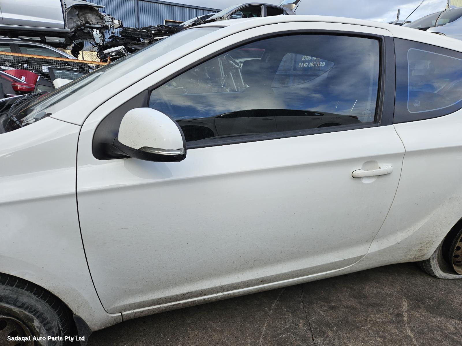 Hyundai I20 Bonnet Hinge/strut