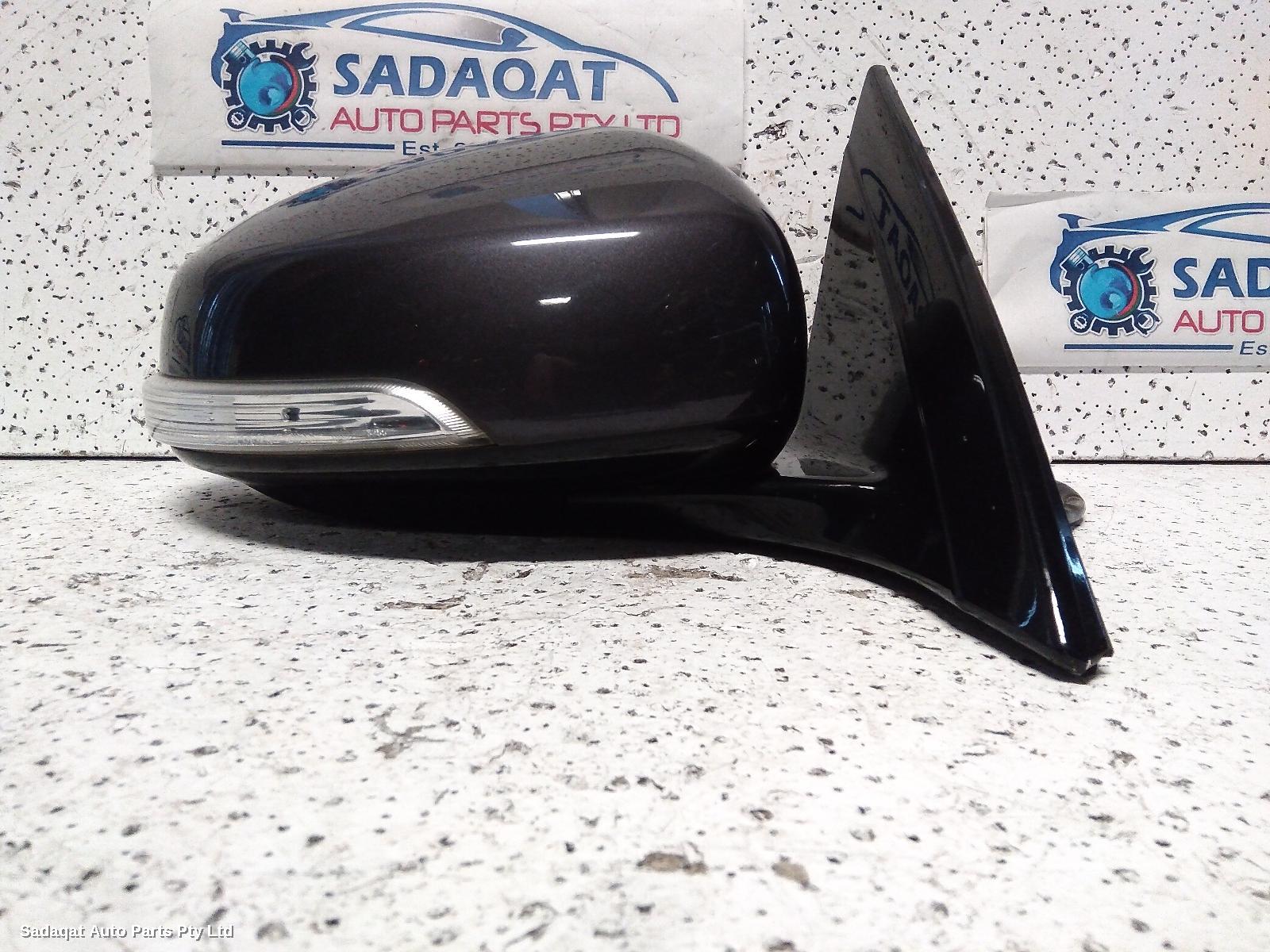 Nissan Maxima Right Door Mirror