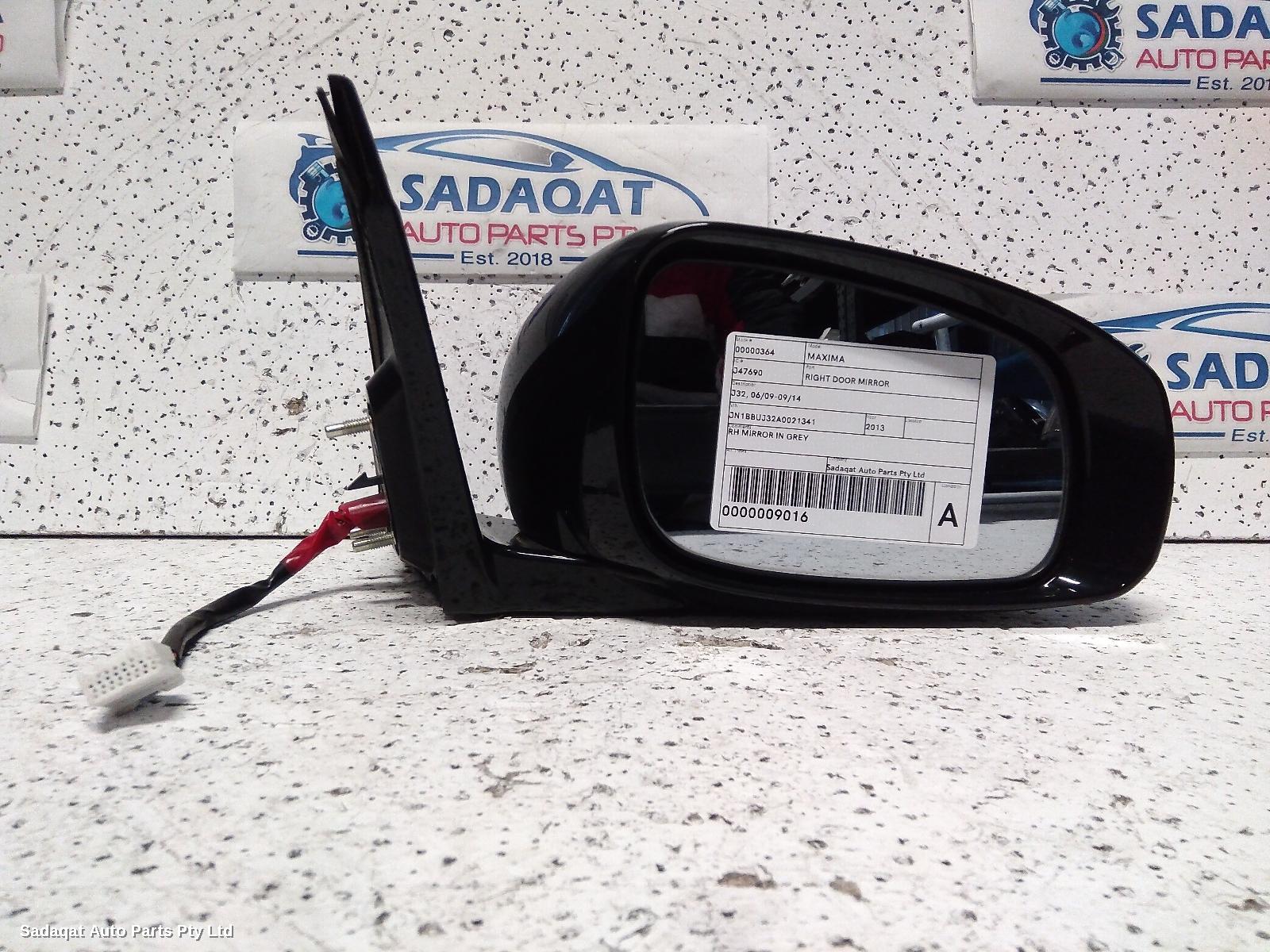 Nissan Maxima Right Door Mirror