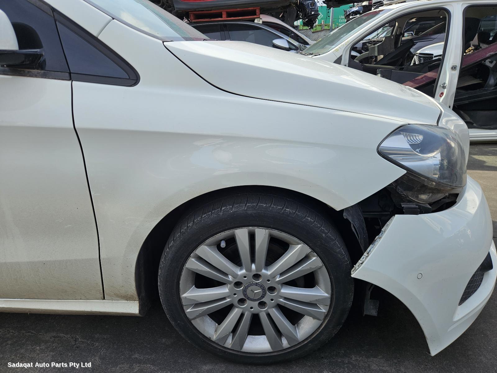 Mercedes B Class Right Door Mirror