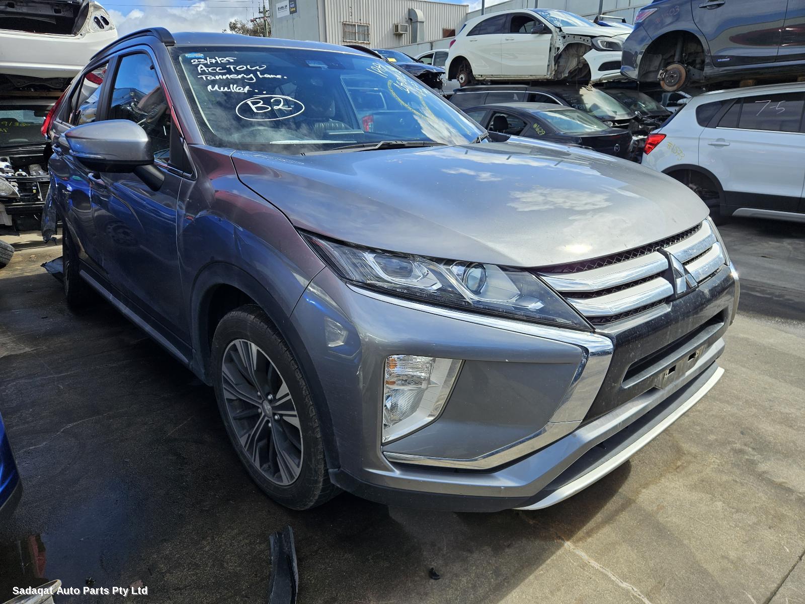 Mitsubishi Eclipse Cross Right Front Door Window