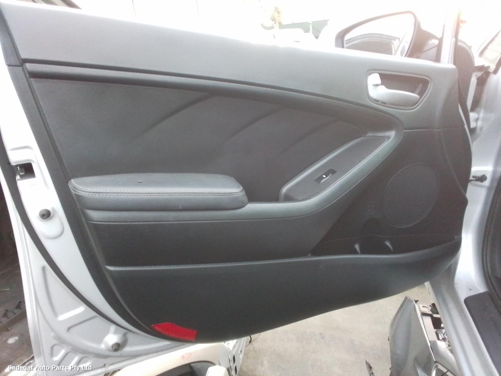 Kia Cerato Left Taillight