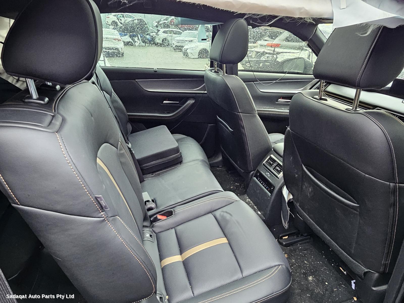 Mazda Cx80 Right Front Hub Assembly