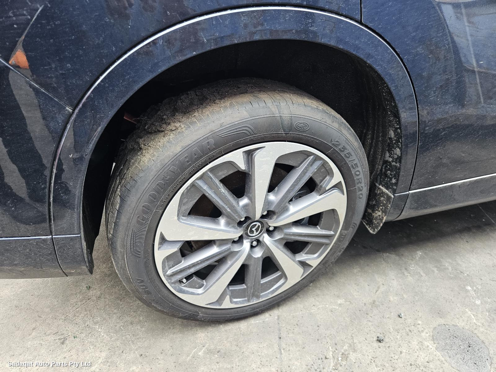 Mazda Cx80 Right Front Hub Assembly