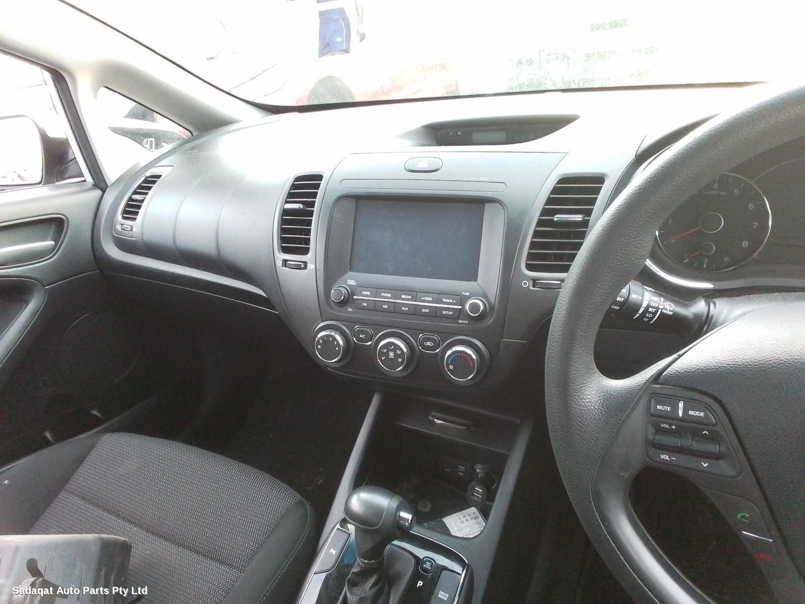 Kia Cerato Left Taillight