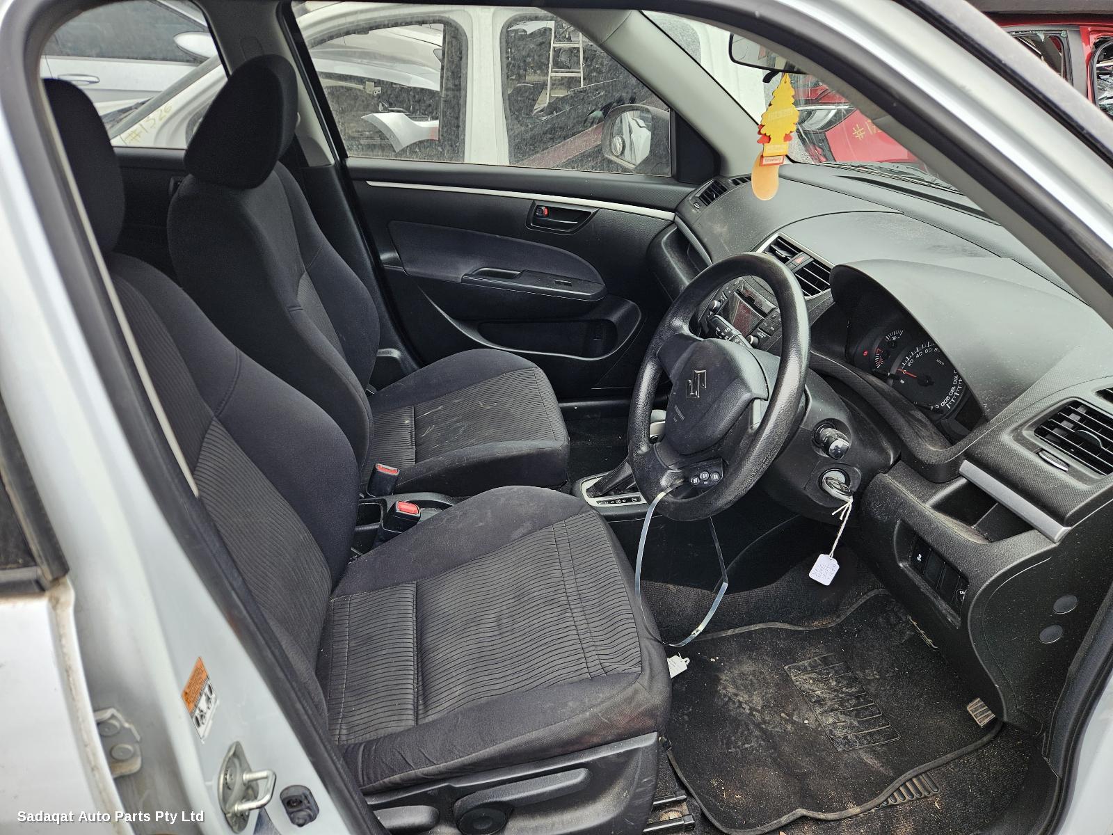 Suzuki Swift Right Guard