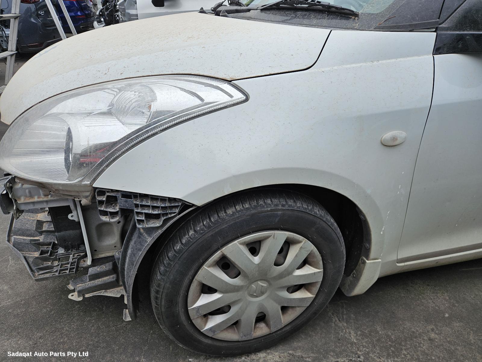 Suzuki Swift Right Guard