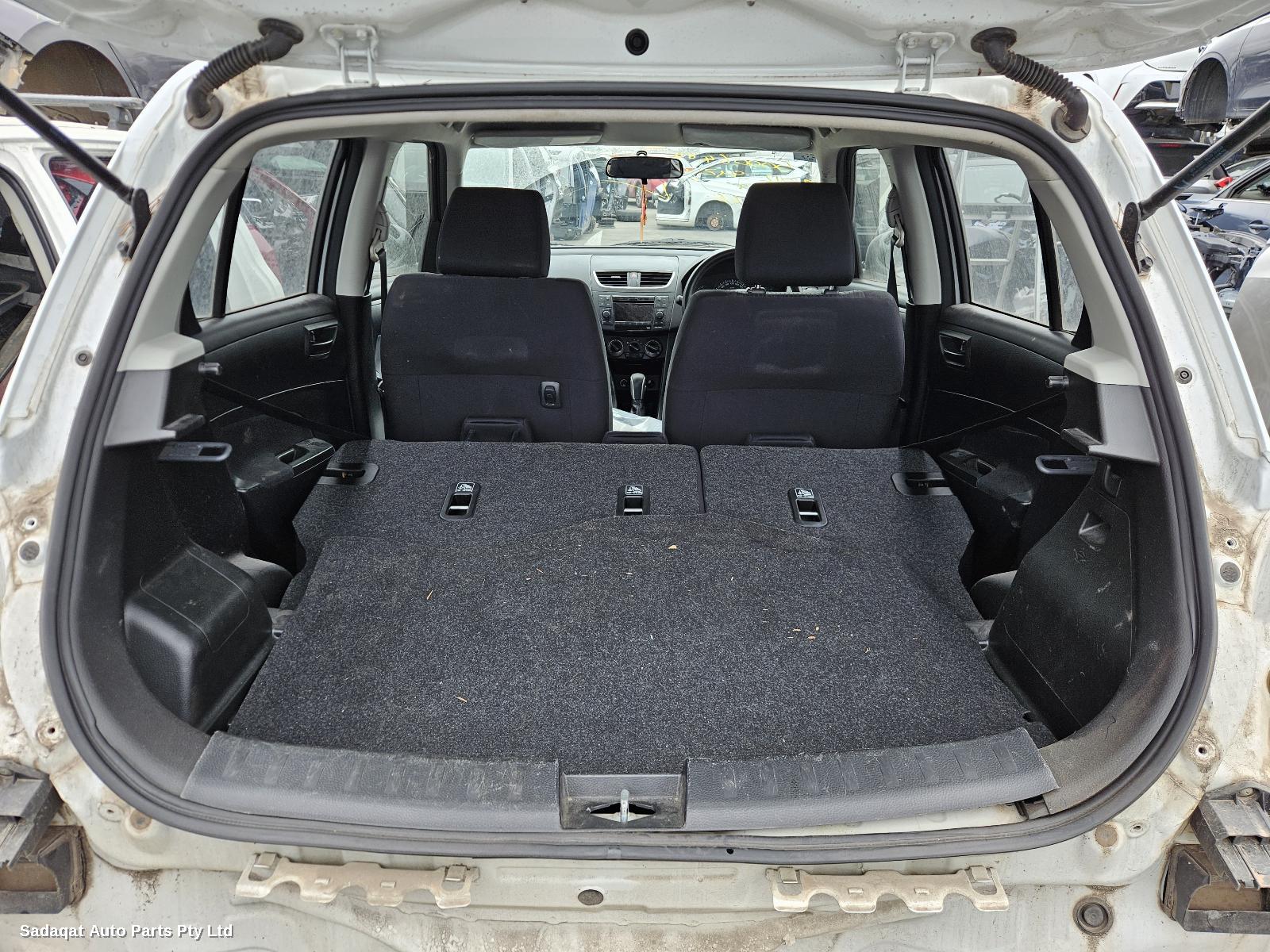 Suzuki Swift Right Guard