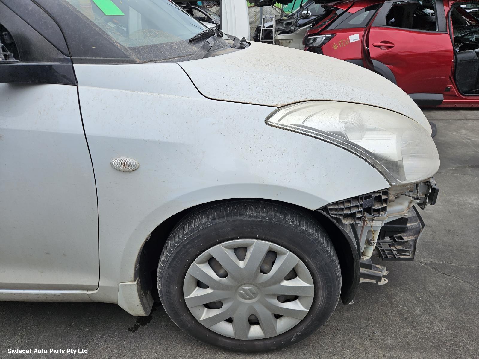 Suzuki Swift Right Guard