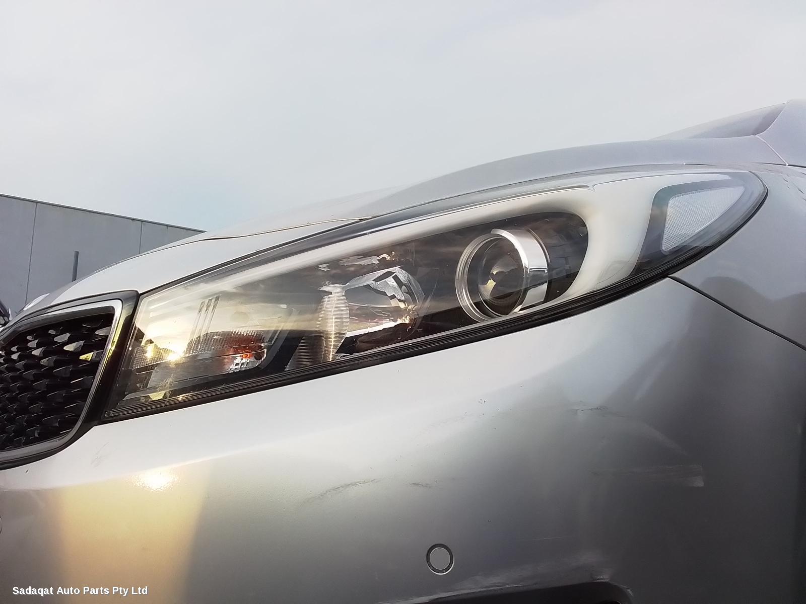 Kia Cerato Left Taillight