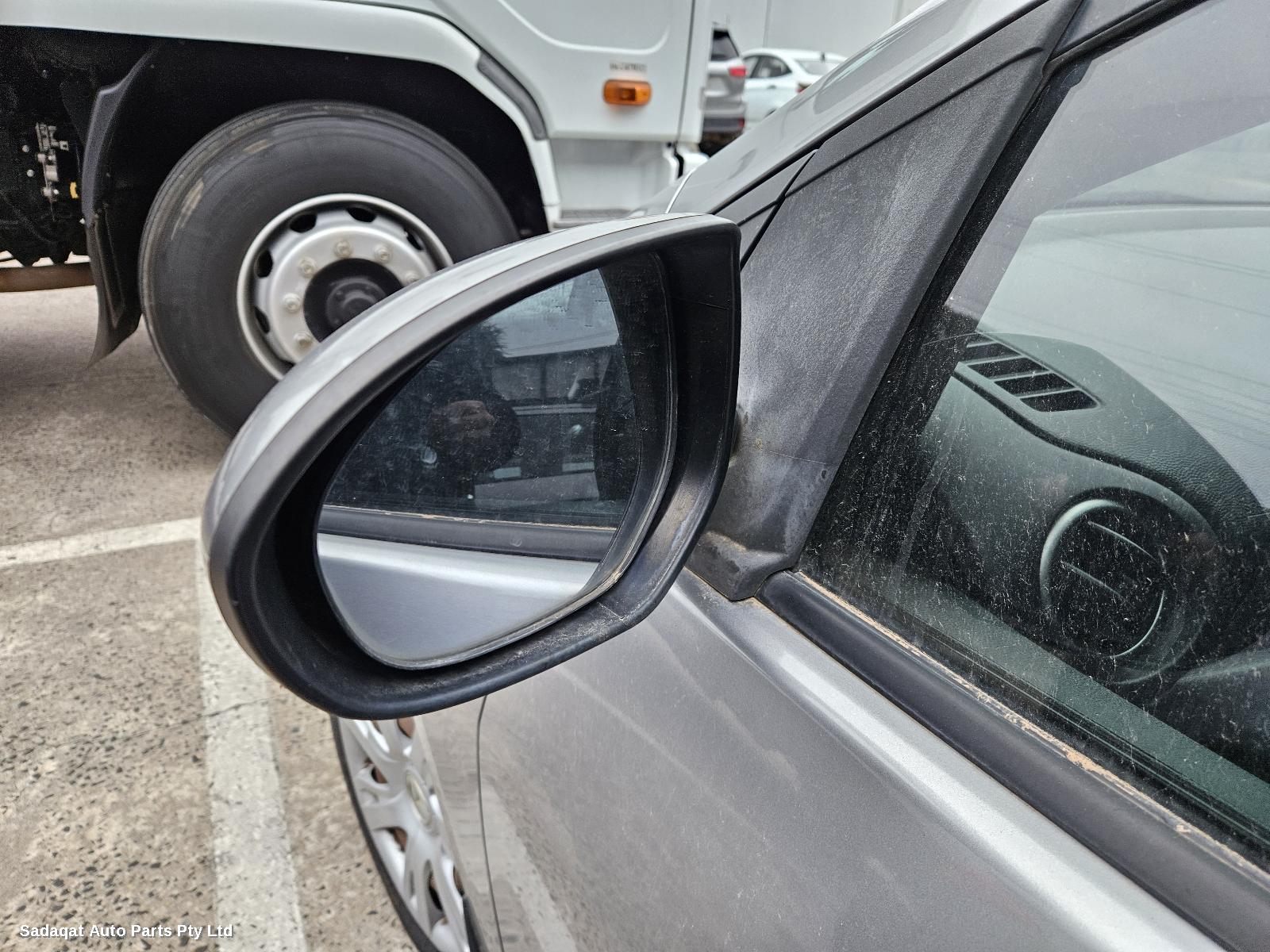 Mazda 2 Right Headlamp