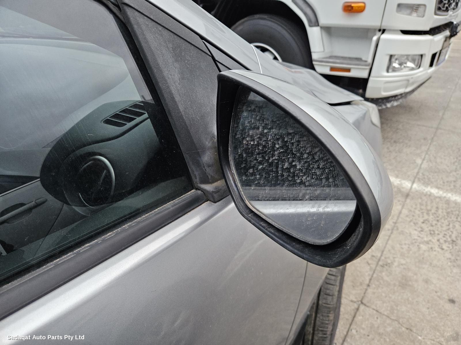 Mazda 2 Right Headlamp