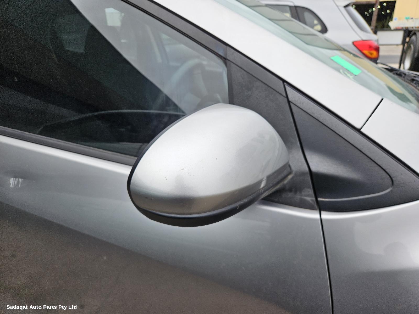 Mazda 2 Right Headlamp