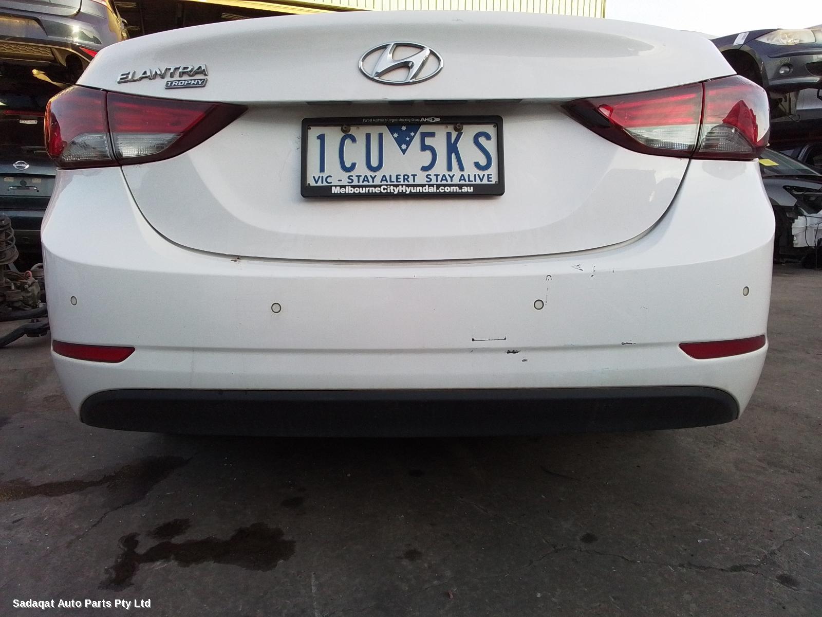 Hyundai Elantra Left Indicator/fog/side