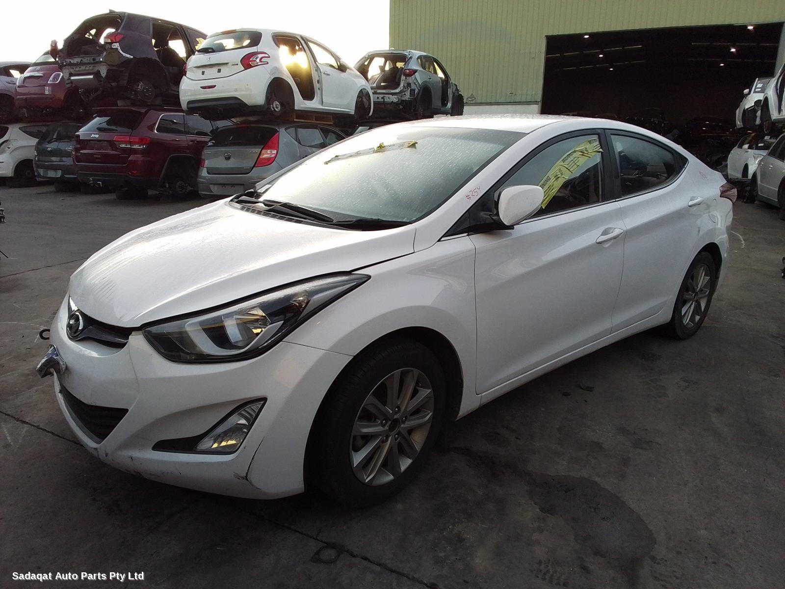 Hyundai Elantra Left Indicator/fog/side