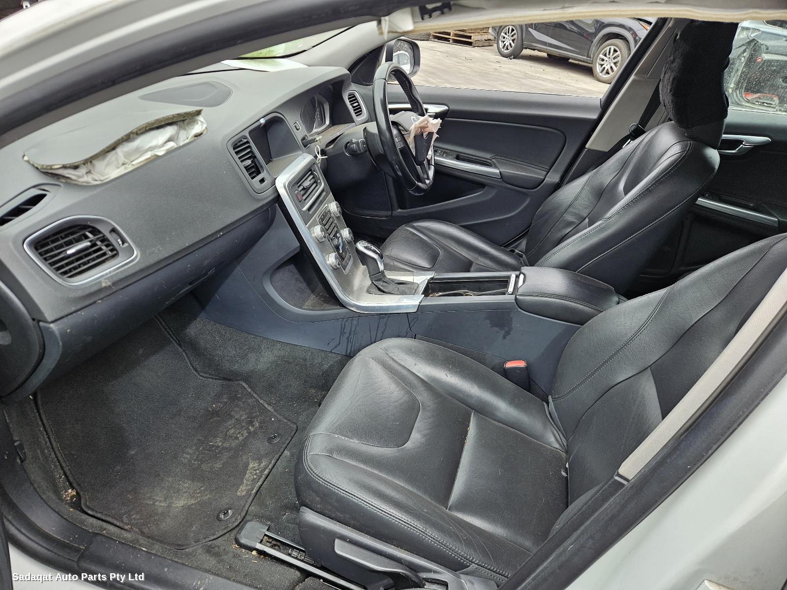 Volvo S60/v60 Left Taillight