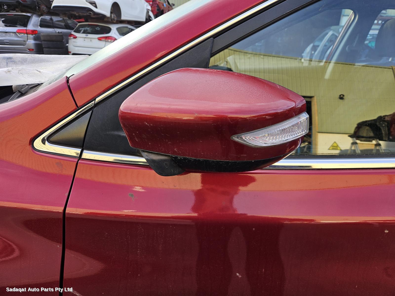 Nissan Pulsar Left Guard