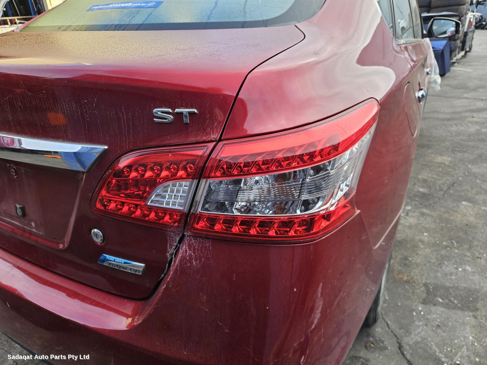 Nissan Pulsar Left Guard