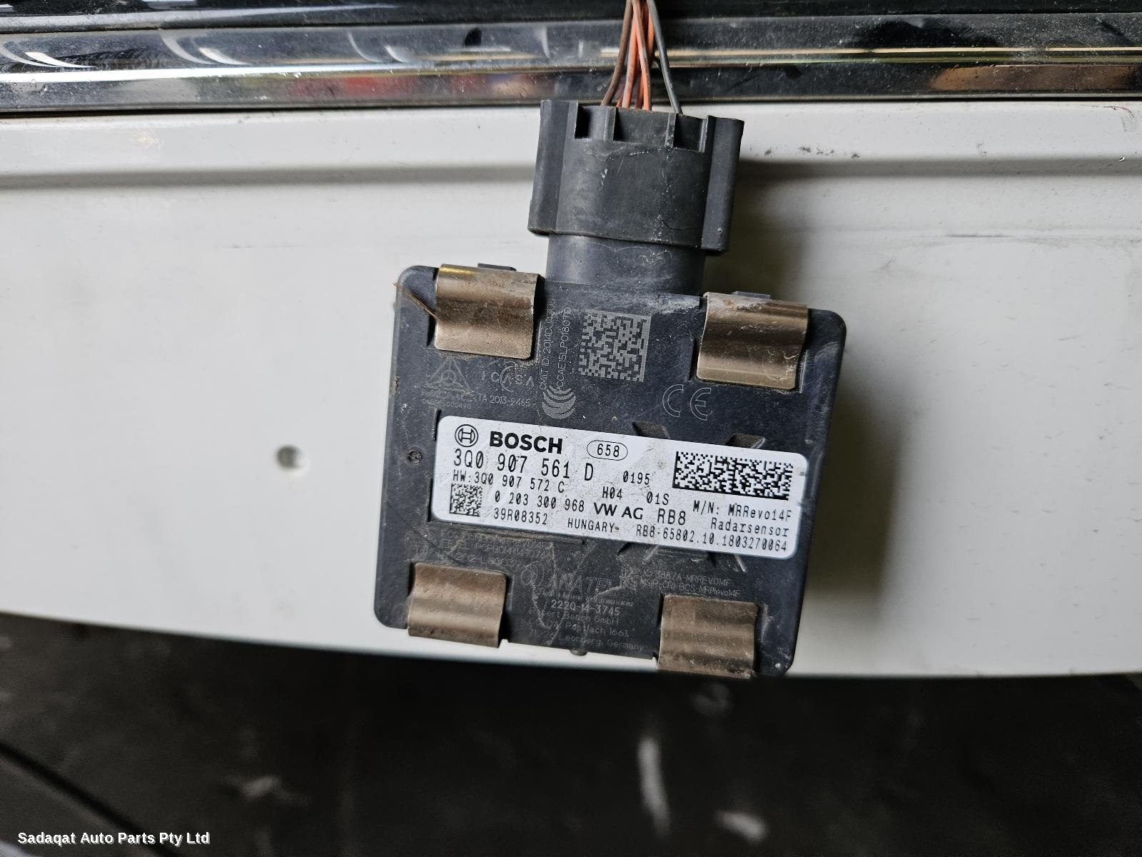 Skoda Superb Right Headlamp