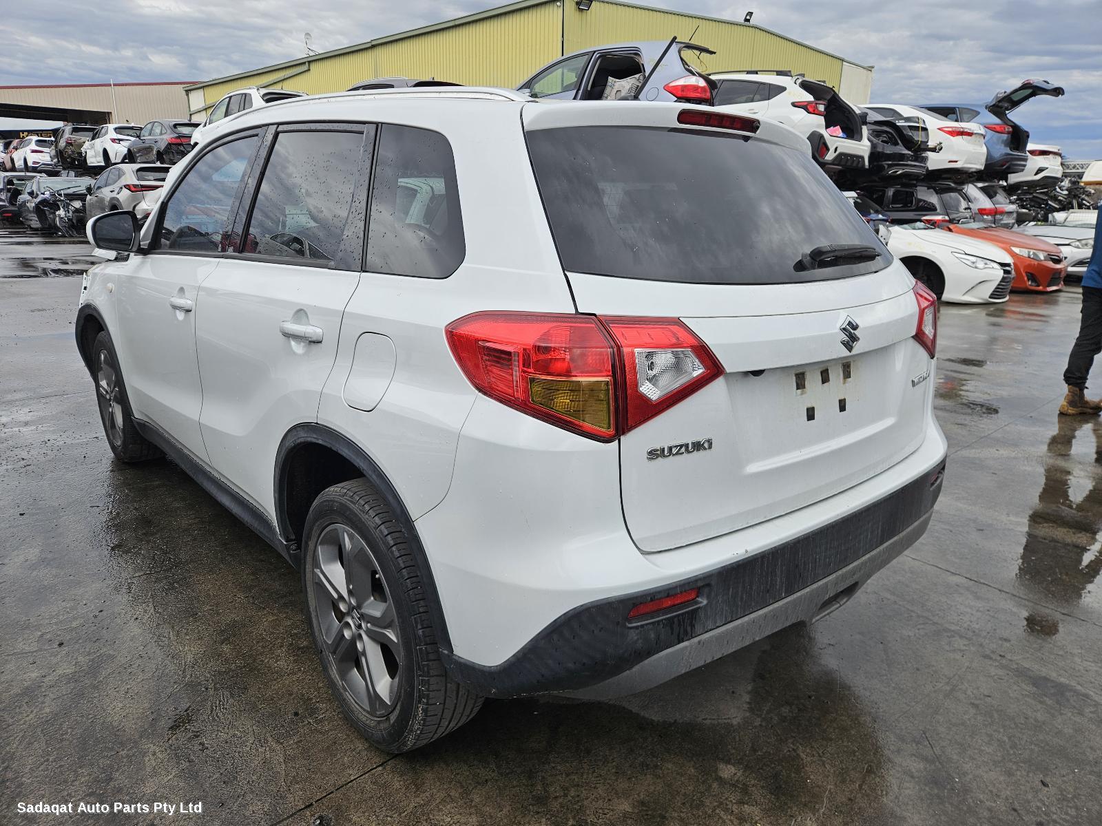 Suzuki Vitara Left Taillight