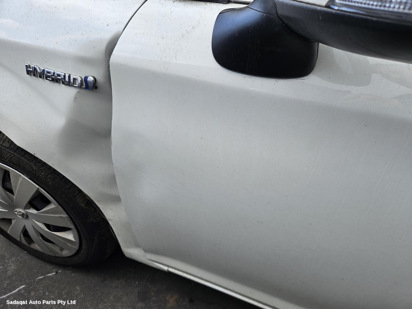 Toyota Corolla Right Rear 1/4 Door Glass