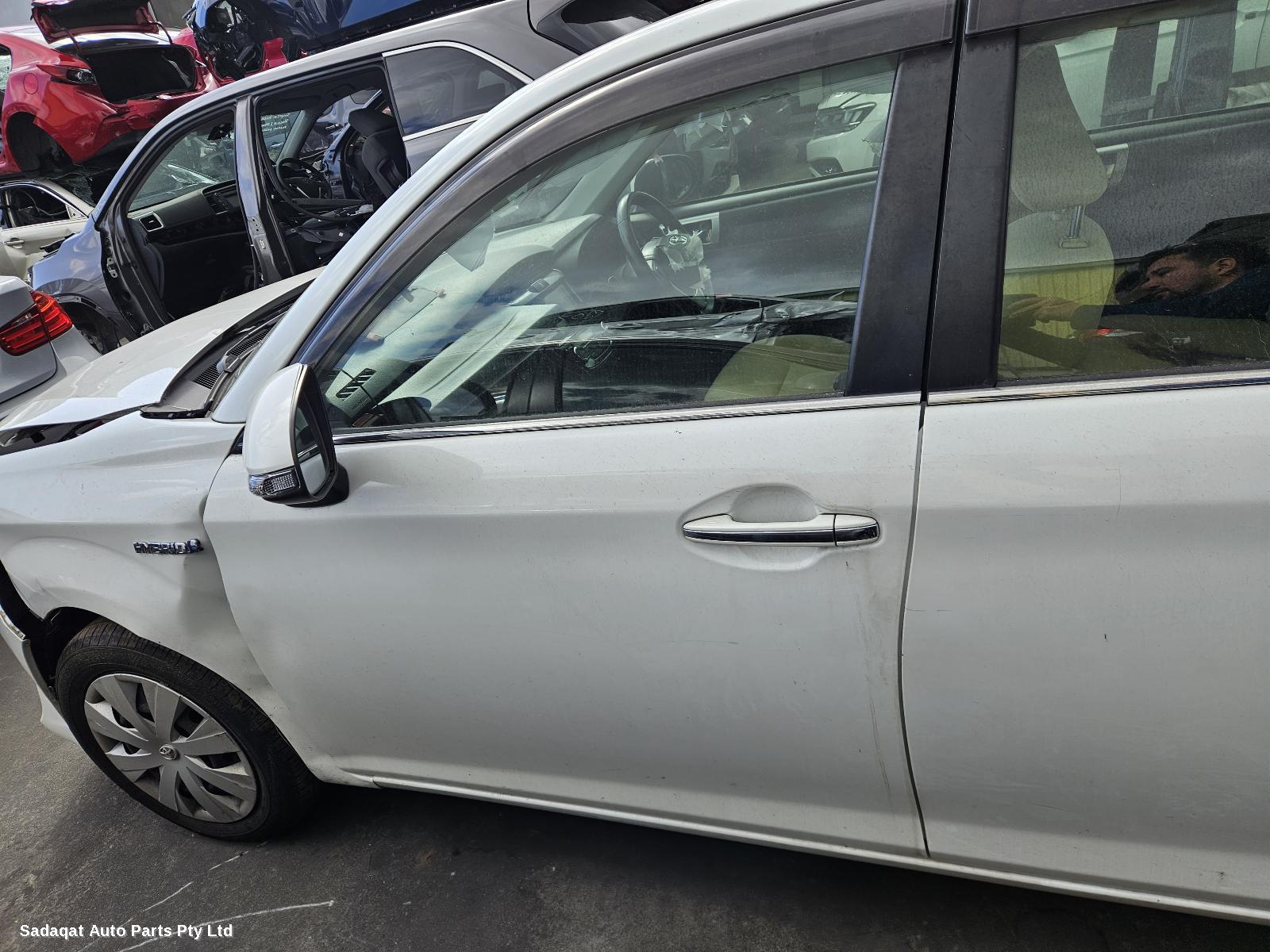 Toyota Corolla Right Rear 1/4 Door Glass