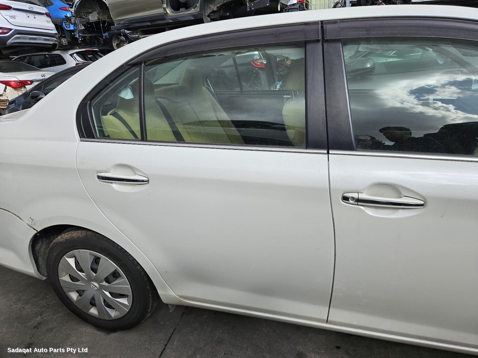Toyota Corolla Right Rear 1/4 Door Glass