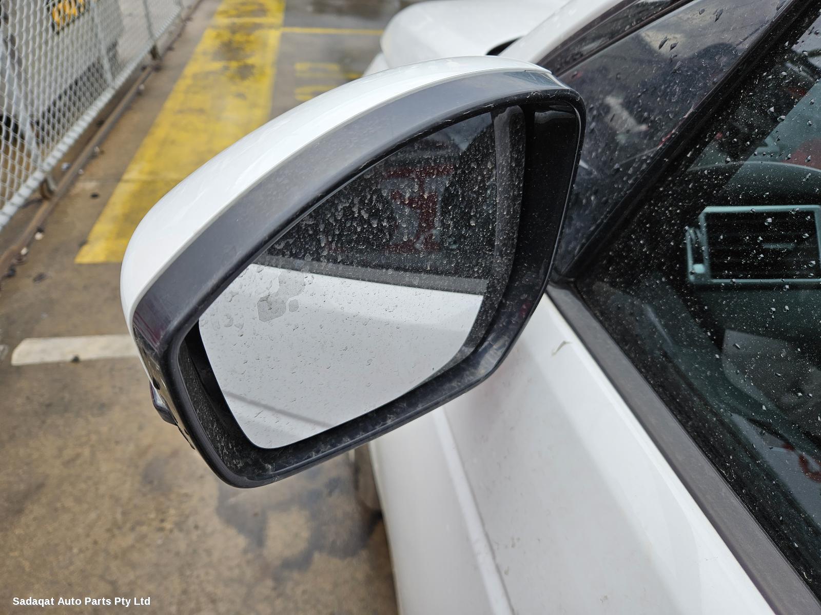 Land Rover Discovery Sport Antenna