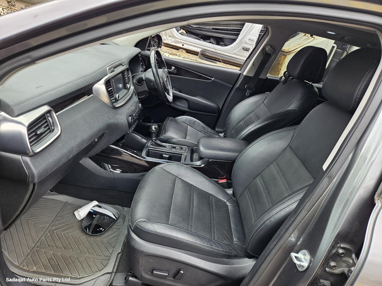 Kia Sorento 3rd Seat