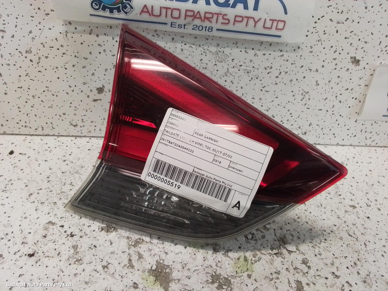 Nissan Xtrail Rear Garnish