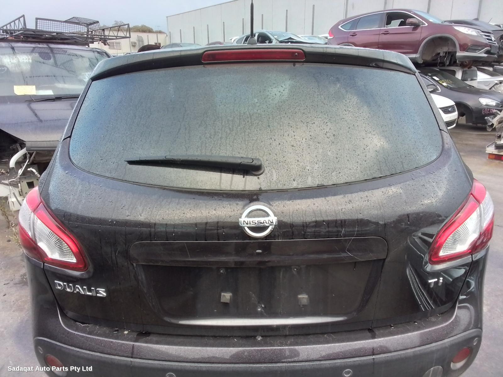 Nissan Dualis Grille