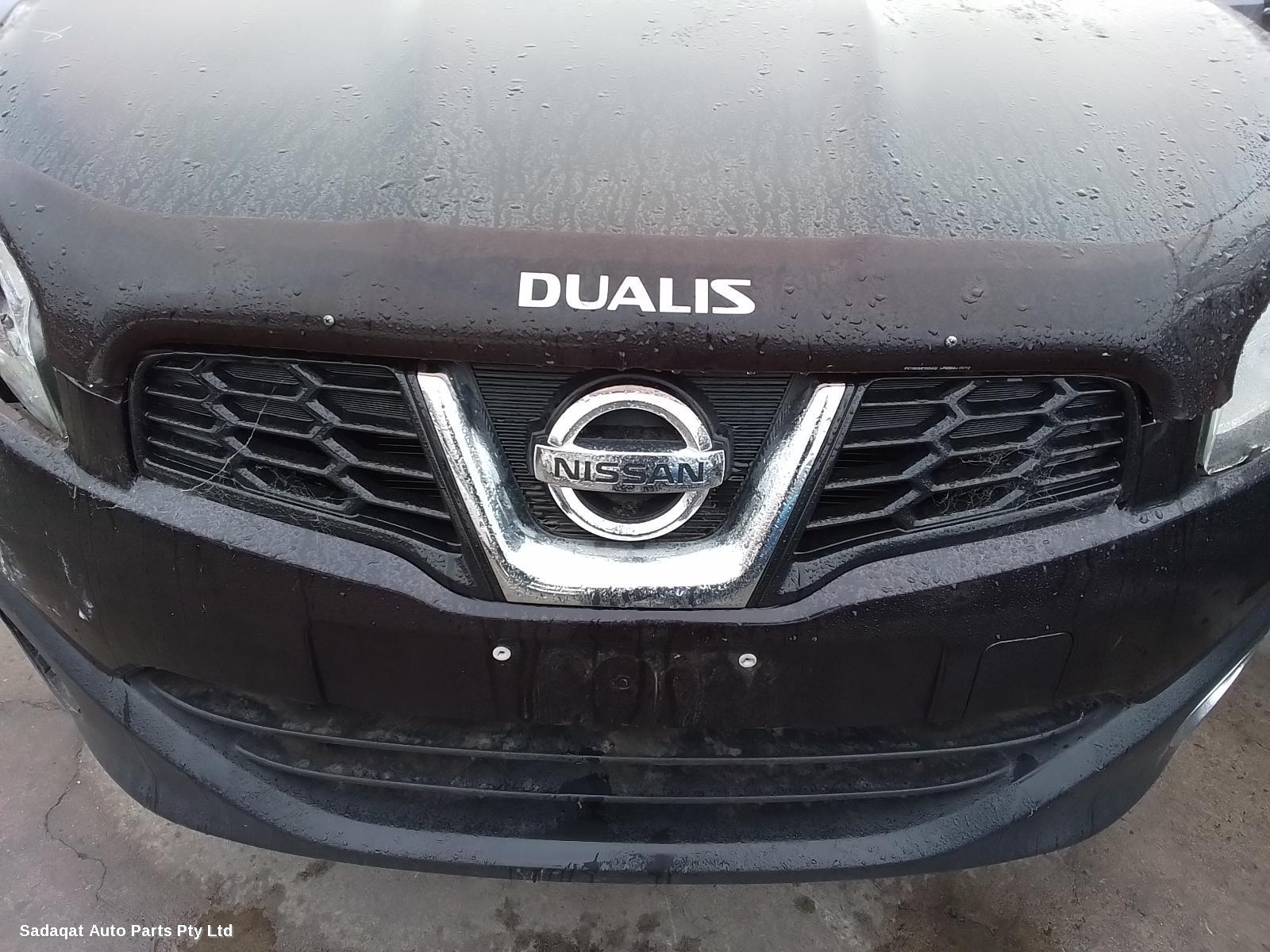 Nissan Dualis Grille