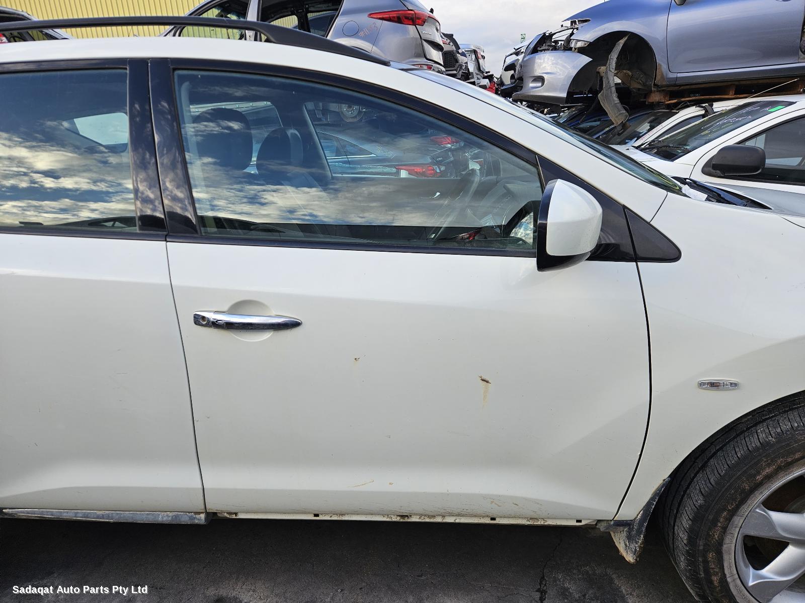 Nissan Murano Front Seat