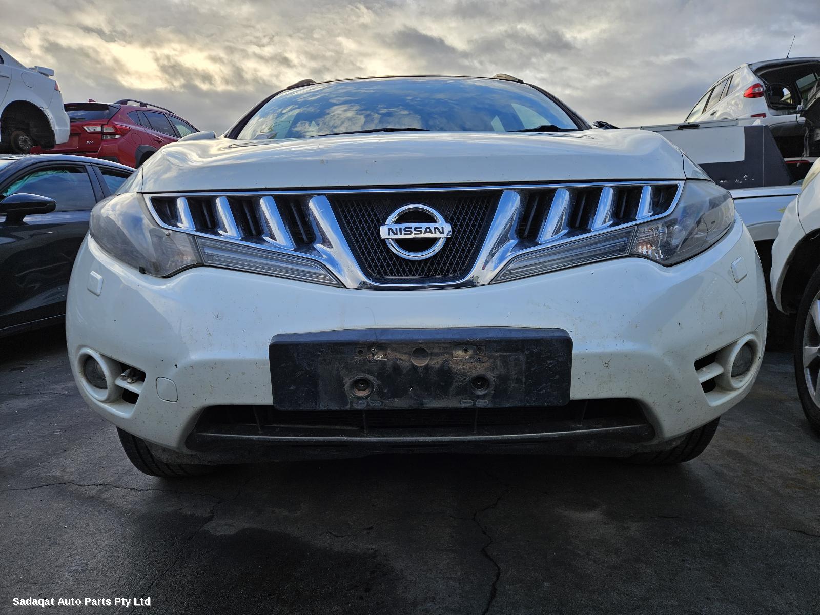 Nissan Murano Front Seat