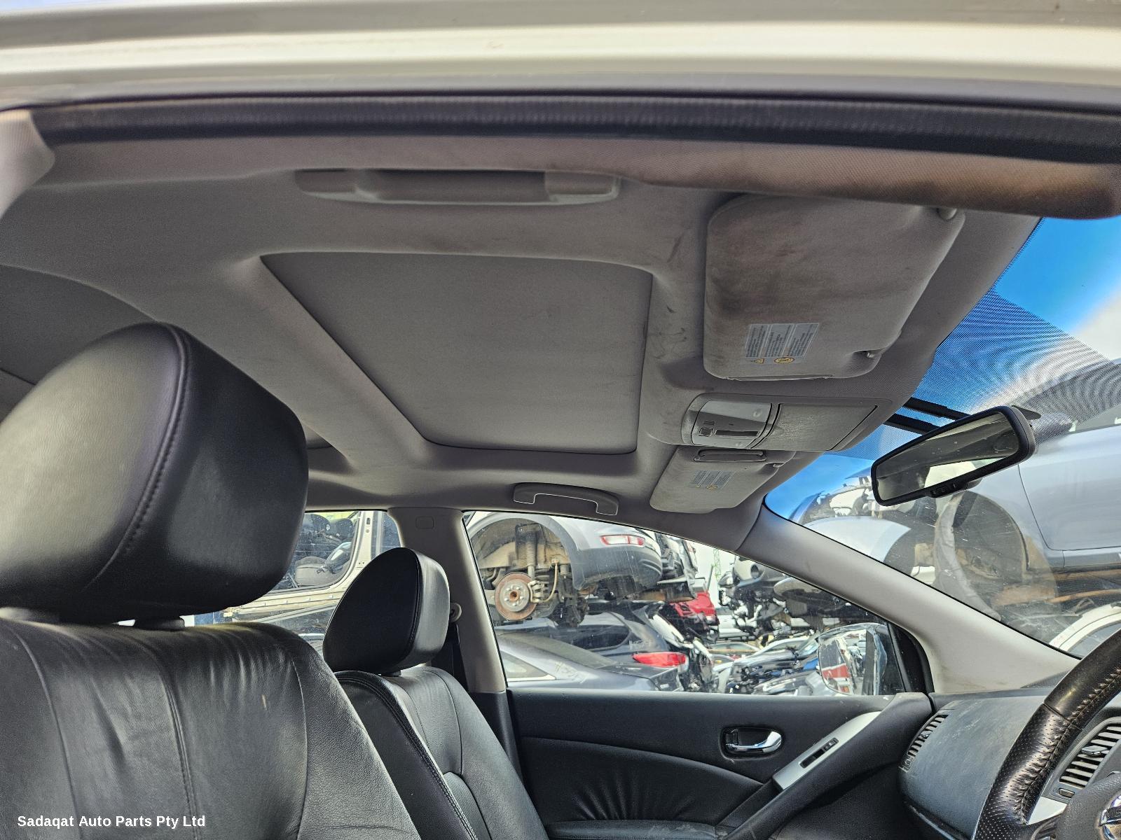 Nissan Murano Front Seat