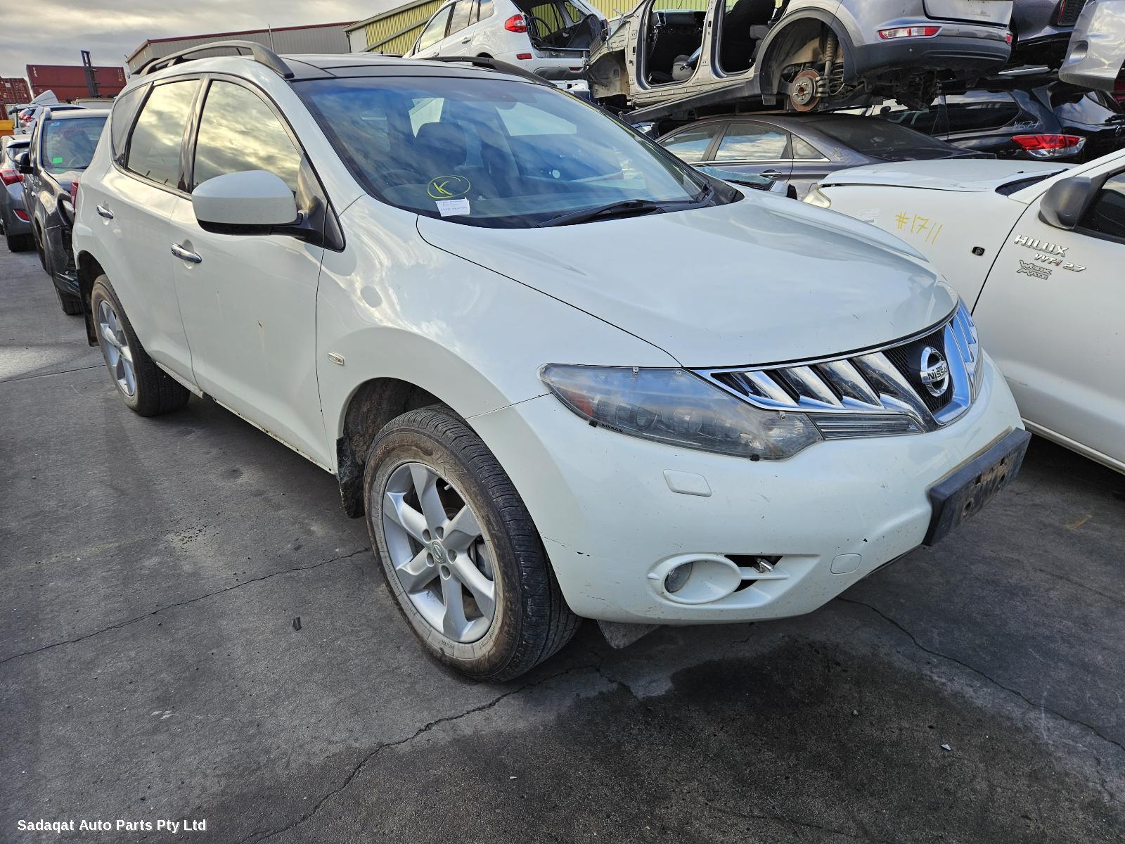 Nissan Murano Front Seat