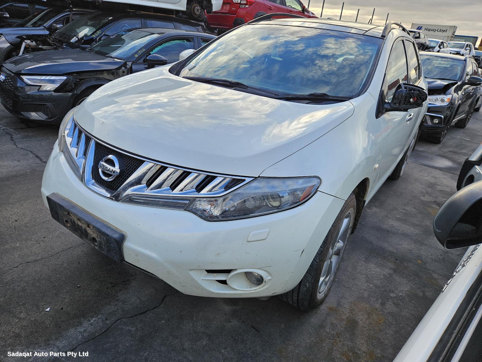 Nissan Murano Front Seat
