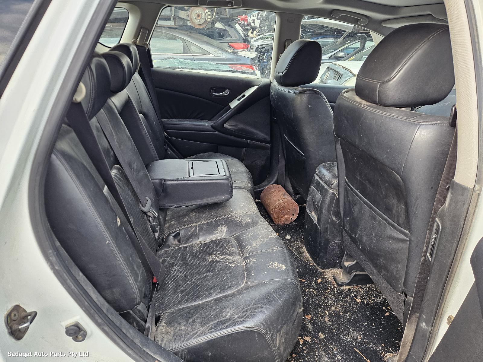 Nissan Murano Front Seat