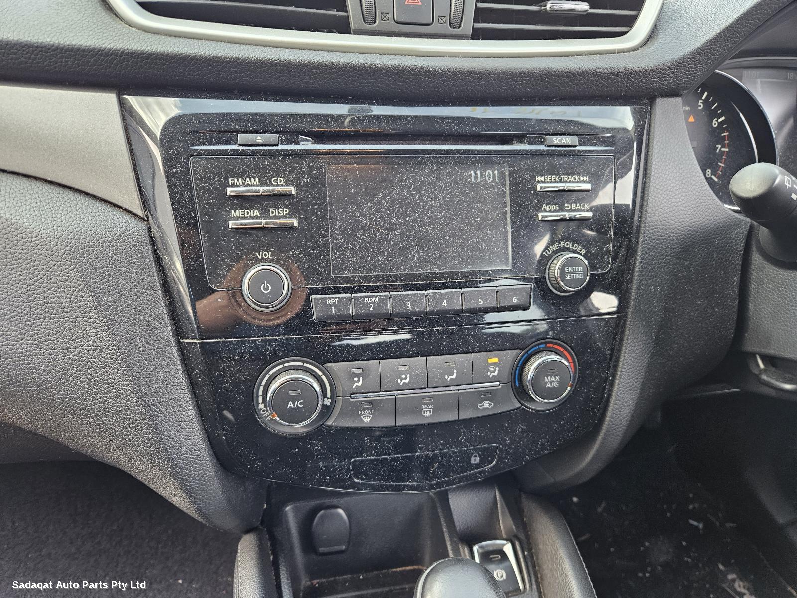 Nissan Qashqai Right Front Door