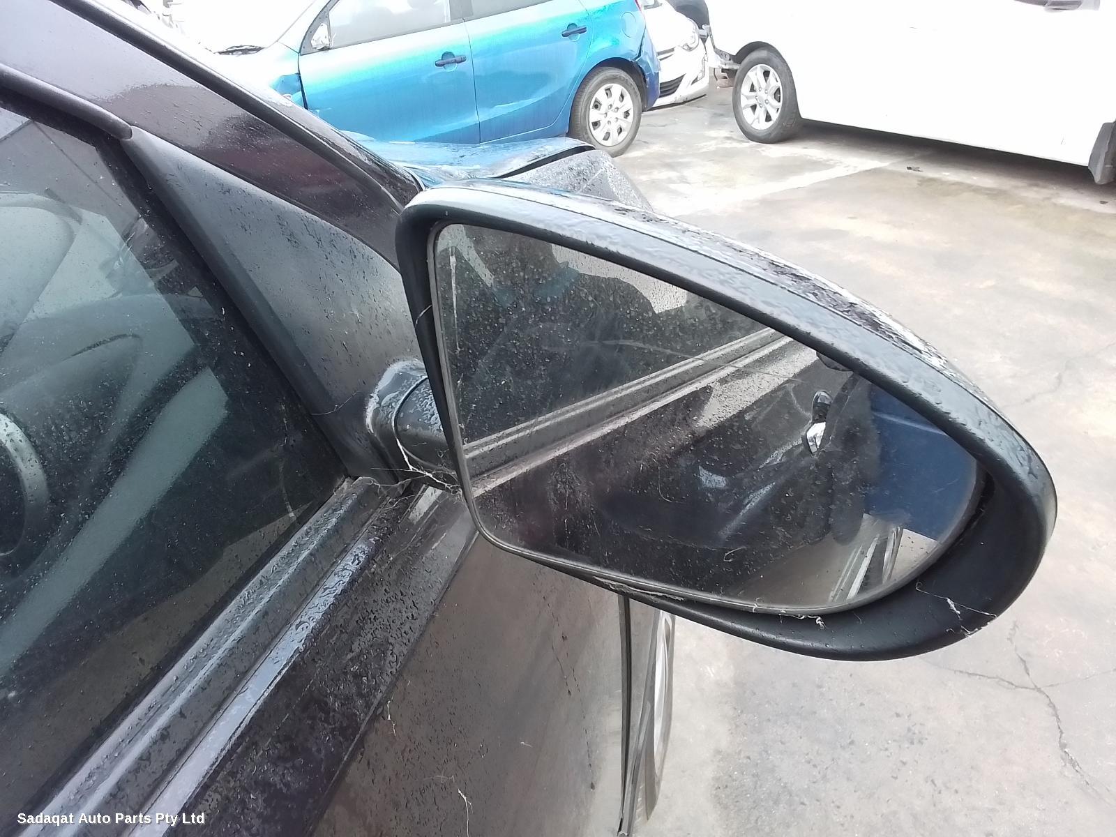 Nissan Dualis Grille