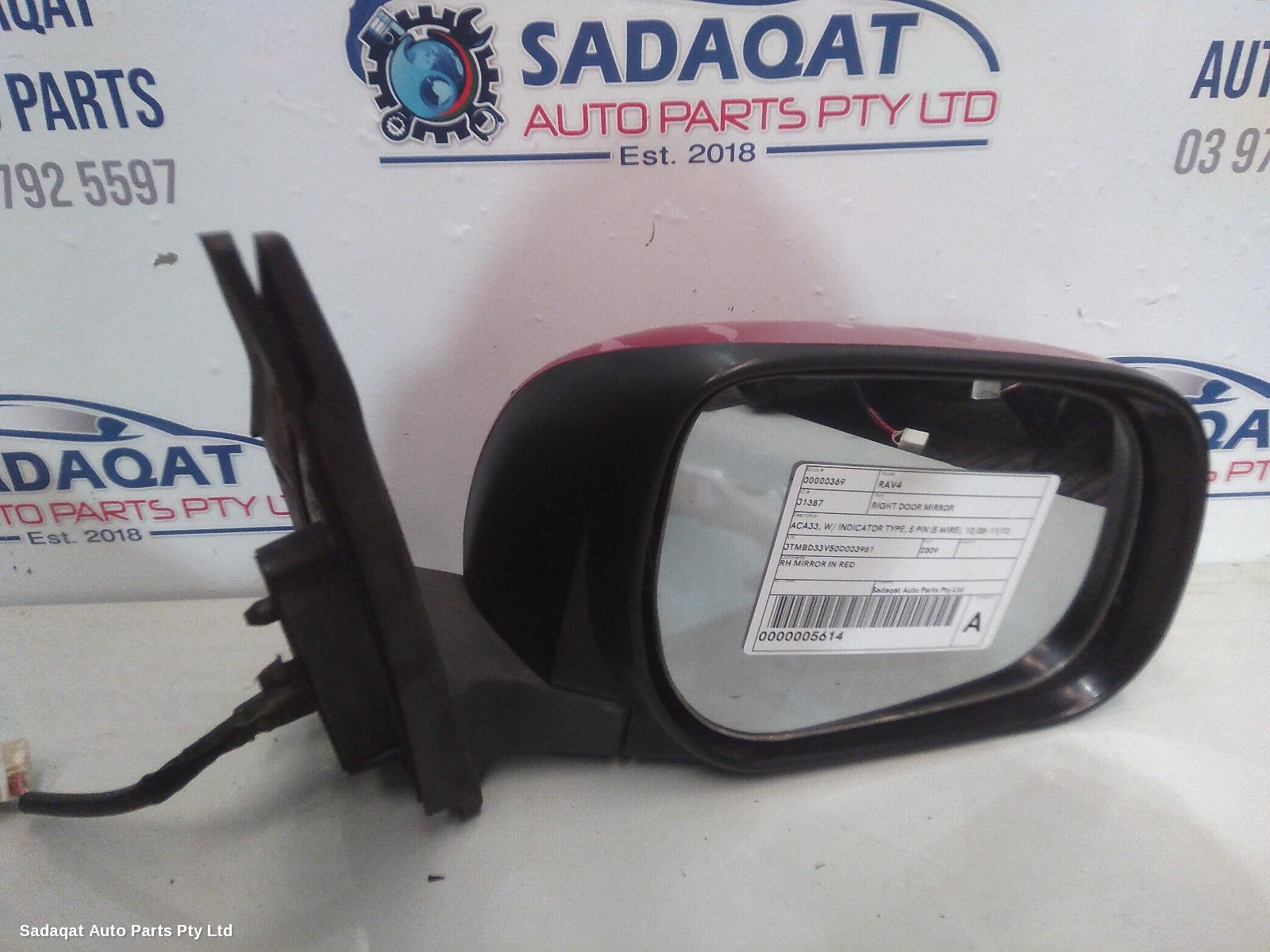 Toyota Rav4 Right Door Mirror