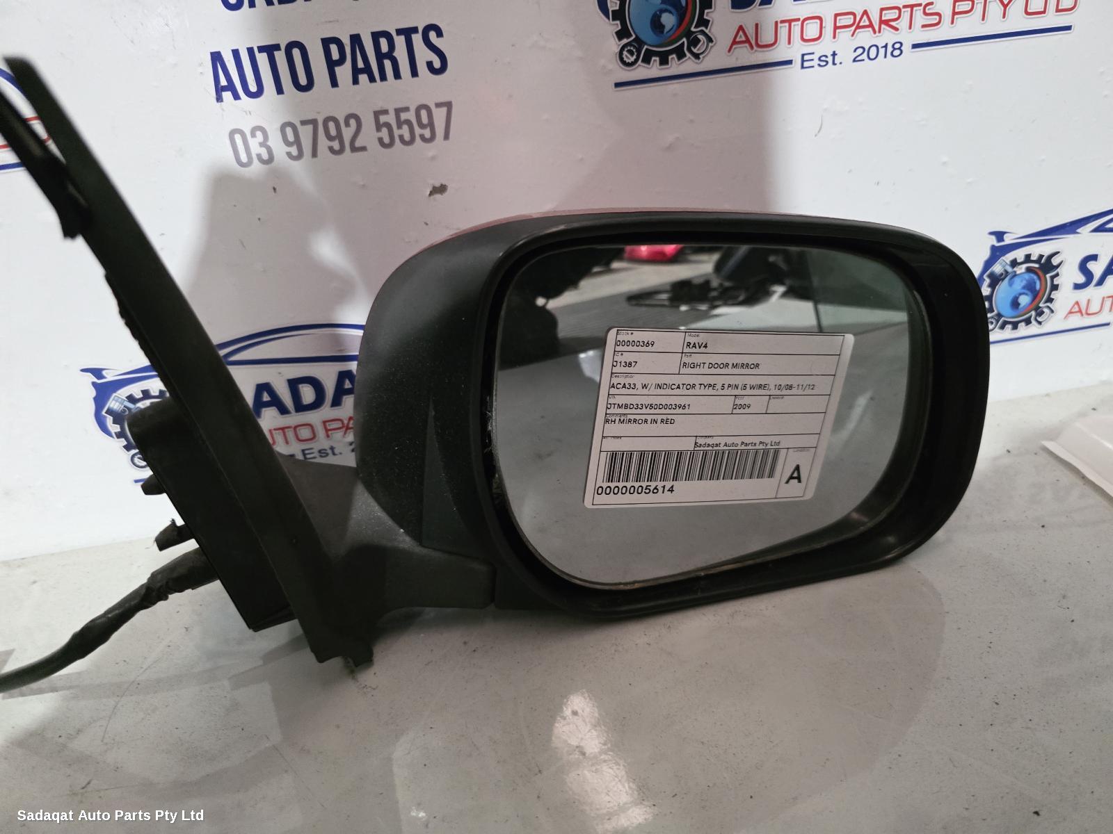 Toyota Rav4 Right Door Mirror