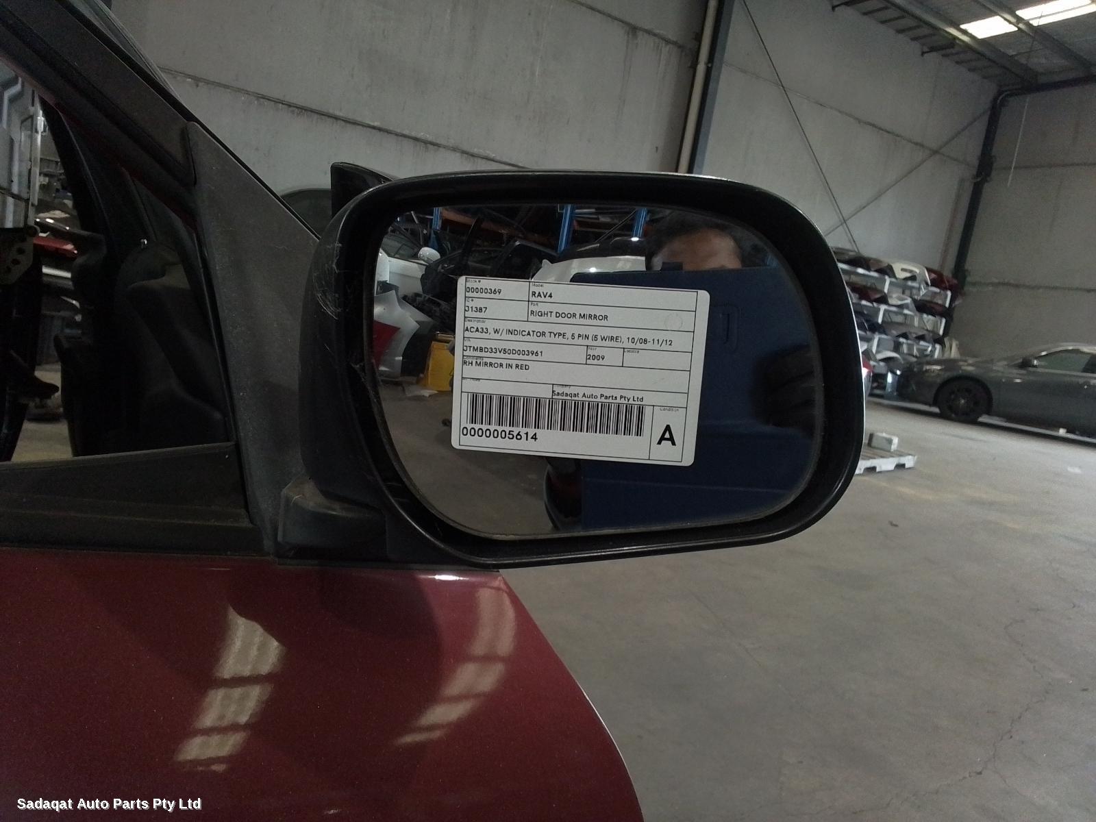 Toyota Rav4 Right Door Mirror