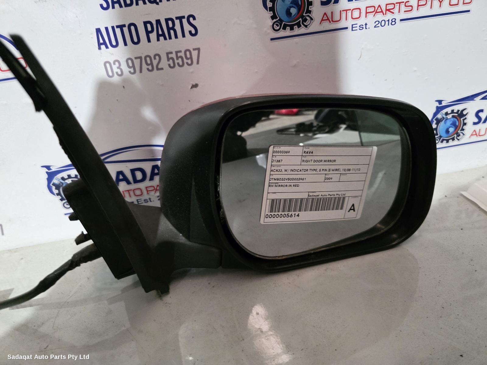 Toyota Rav4 Right Door Mirror