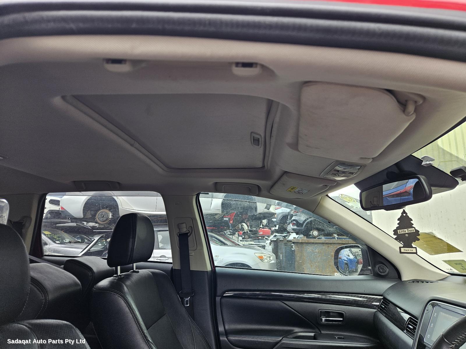 Mitsubishi Outlander 3rd Seat