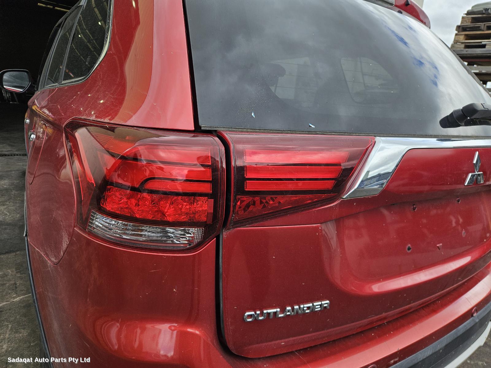 Mitsubishi Outlander 3rd Seat